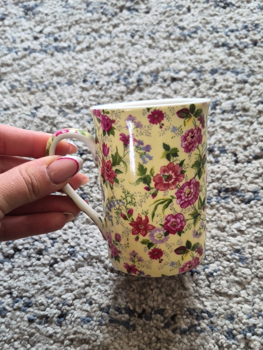 Yellow Floral Porcelain Mug with Pink Bouquet Pattern